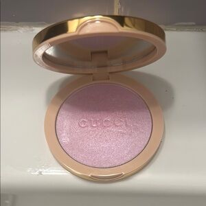 Gucci Pink Blush Radiant Glow
